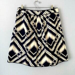 Talbots Skirt Womens Size 8 Blue White Geometric Print Pleated Swing 100% Cotton